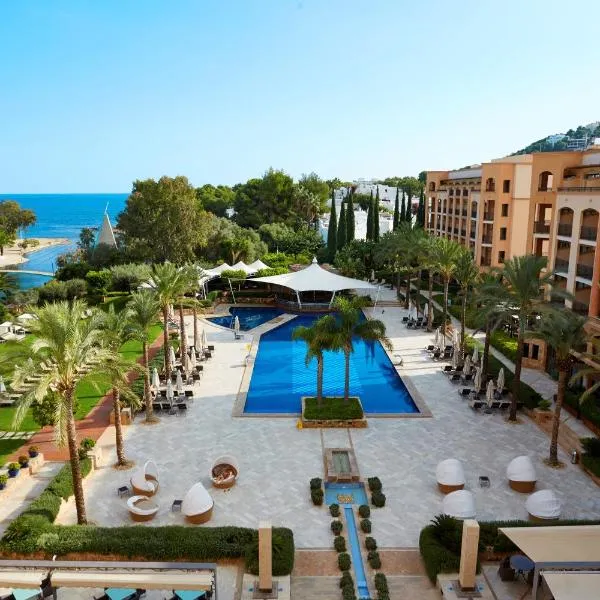 Insotel Fenicia Prestige Suites & Spa, hotel en Santa Eulària des Riu