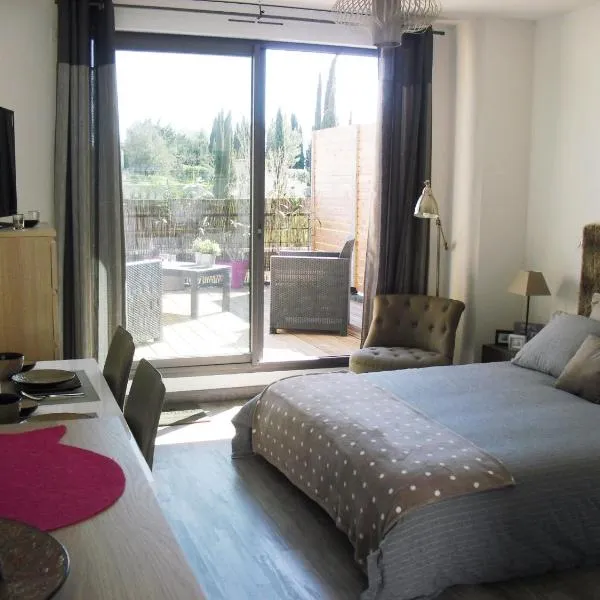 Studio à Deux Pas d'Aix, hotel in Aix-en-Provence
