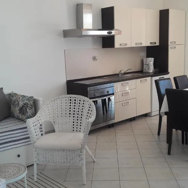 Apartman BARBAT-za cijelu obitelj, hotel sa Barbat na Rabu