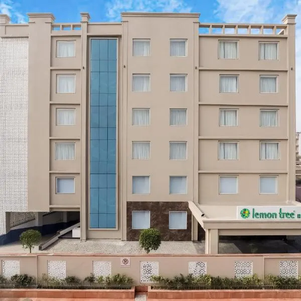Lemon Tree Hotel, Aligarh, hotel v destinaci Alígarh