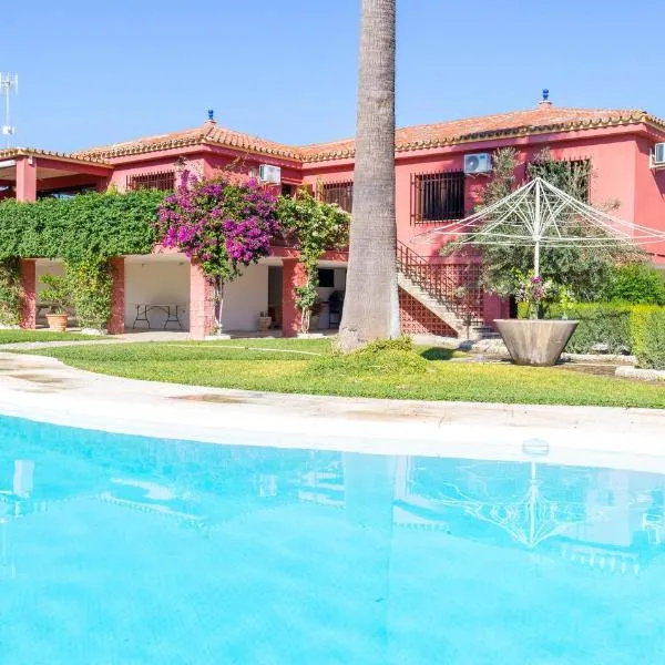 Awesome Home In Morón De La Frontera, hotel en Morón de la Frontera