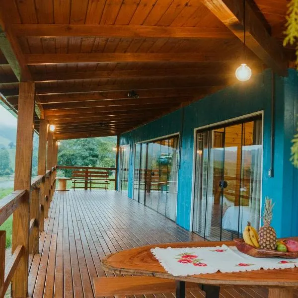 Casa Container - Pousada Container da Montanha AZUL, hotel v destinaci Rio Fortuna