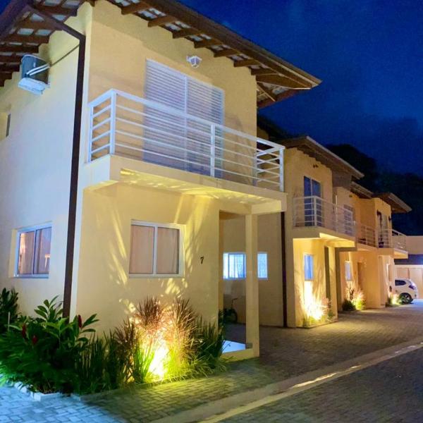 Casa em Condomínio a 300m da praia - Boiçucanga