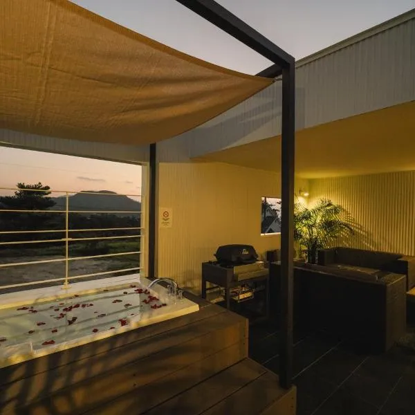 Villa COLORS by Relapool, hotel in Imbu