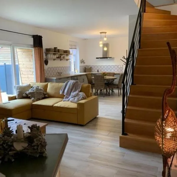 La grange du bois, hotel in Fresnicourt-le-Dolmen