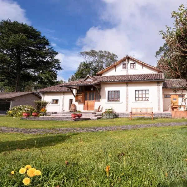 Hosteria Papagayo Cotopaxi, hotell i Machachi