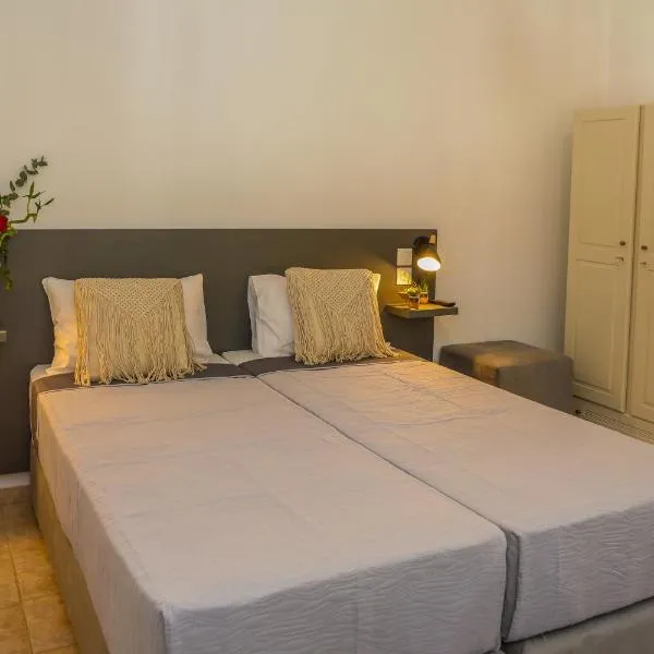 La FLEUR apartments, hotel v destinaci Skiathos