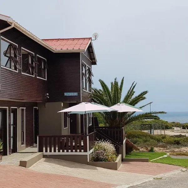 Waterfront Lamberts Bay, hotel in Leipoldtville