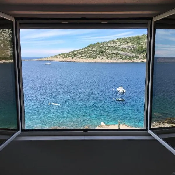 Direkt am Meer-Apartments Puntaplanka, hotel v Rogoznici