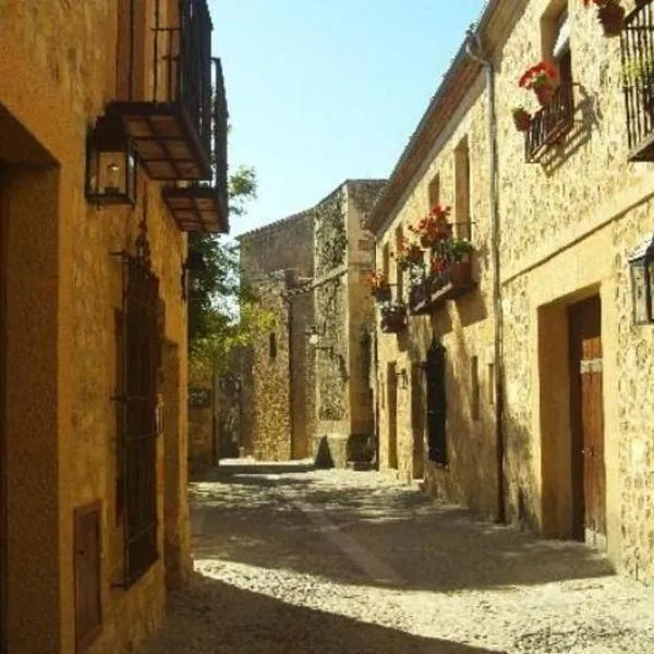 Apartamento El Desván II, hotel in Pedraza-Segovia