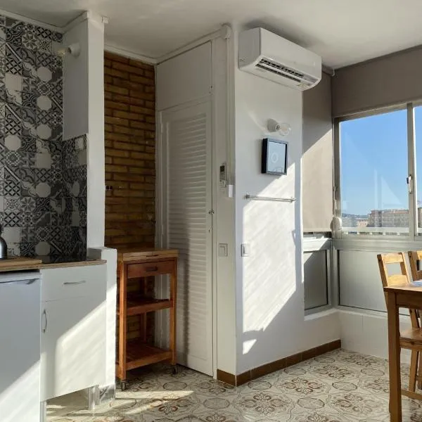 Estudio II Loft, La Pineda, Salou, playa, Port Aventura, готель у місті Ла-Пінеда