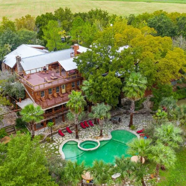Moon River Ranch, hotel v destinaci Satin