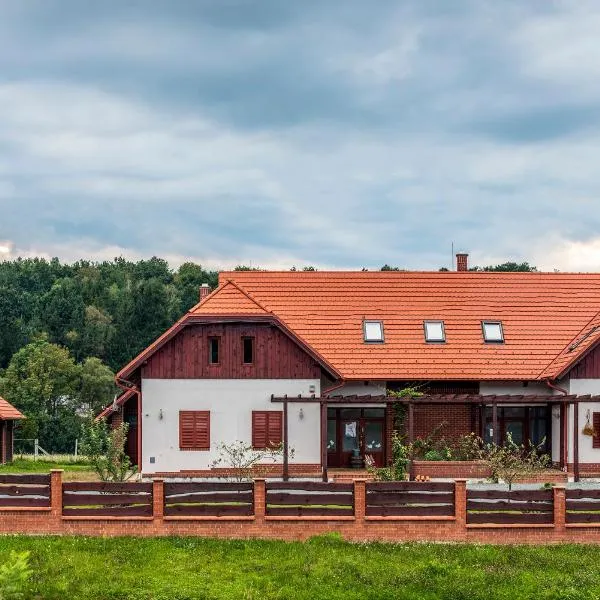 Naturpark Vendégház, hotel v destinaci Alsószölnök