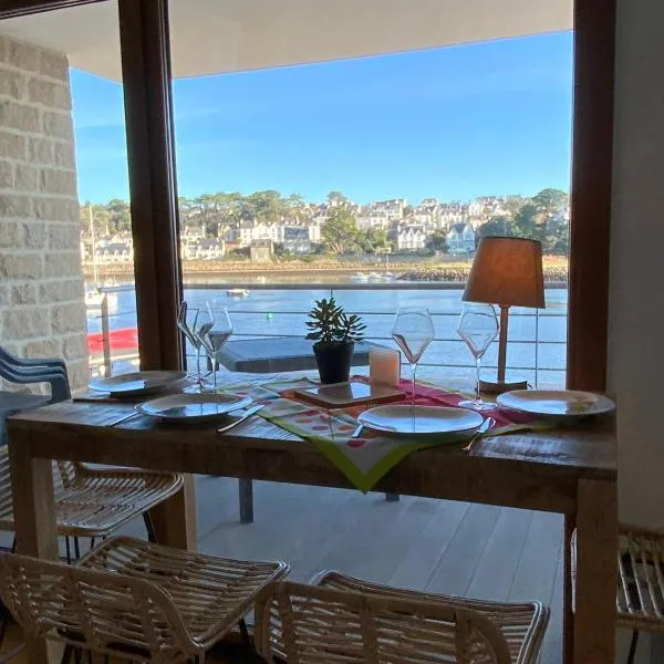 Appartement Face à la Mer -Port d'Audierne, hotel i Audierne