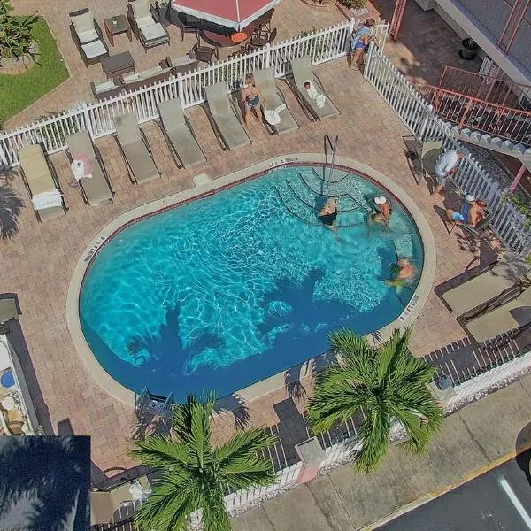 Carlton House Motel and Suites, hotel v destinaci St Pete Beach