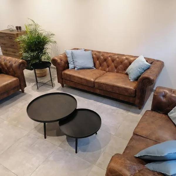 The Front Door N28, hotel in Ypres