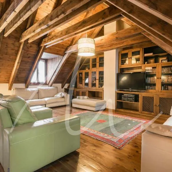 Casa Eth Gauèc by SeaMount Rentals, hotel v destinaci Vielha