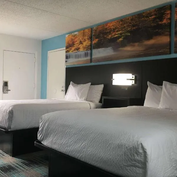 칼훈에 위치한 호텔 Days Inn by Wyndham Calhoun GA I-75 and US-41