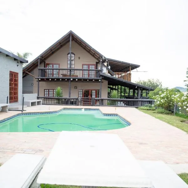 Riverbend Berg Lodge, hotel v destinaci Bergville