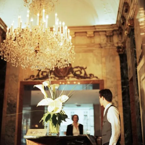 Hotel Ambassador, отель в Вене
