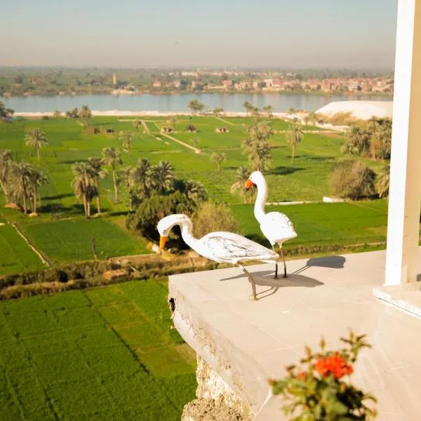 Holy Family Hotel, hotel v destinaci Jabal aţ Ţayr