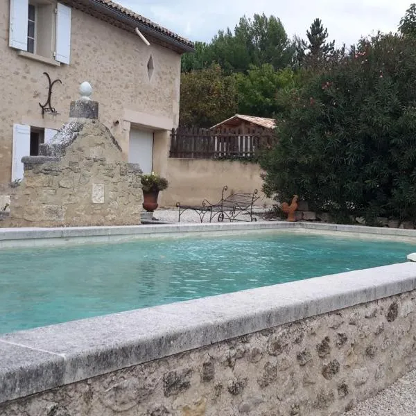 Chambres d'hôtes Le Vignoble, hotel v destinaci Cucuron