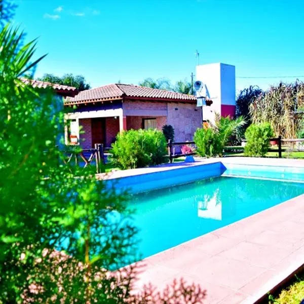 Cabañas Villa del Sol，Campo Quijano的飯店