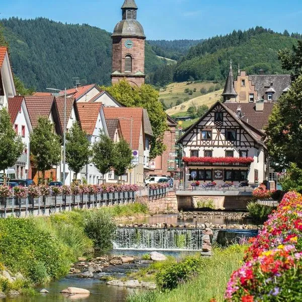 莱博斯托克餐厅酒店，位于奥佩瑙的酒店
