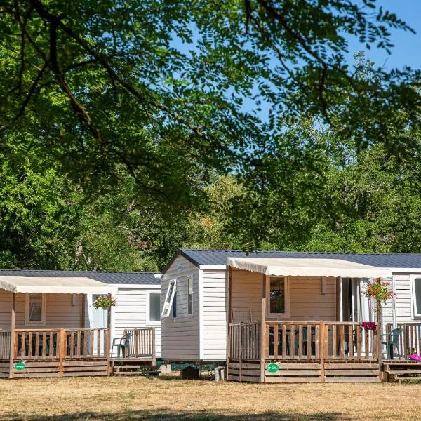 Camping de l'île, hotel din Bannay