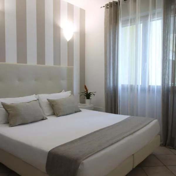 HQ Aparthotel Milano Inn - Smart Suites، فندق في شينيسيلو بالسامو