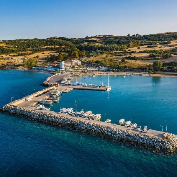 Mount Athos Resort, hotel a Ierissós