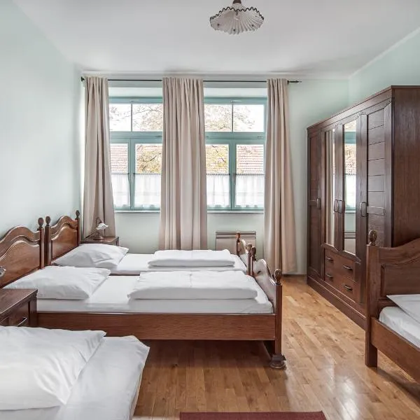 Parma Guesthouse & Apartments, hotel din Maribor