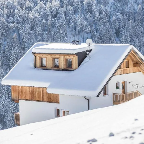 Ciasa Funtanies Sas dla Crusc, hotel v mestu San Martino in Badia