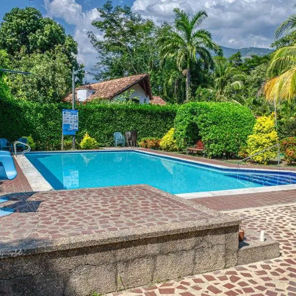 ALDEA VACACIONAL LA FLORIDA Apto 103 Bloque 1, hotel v destinaci Santa Fe de Antioquia
