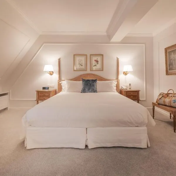 Hotel Manos Stephanie: Brüksel'de bir otel