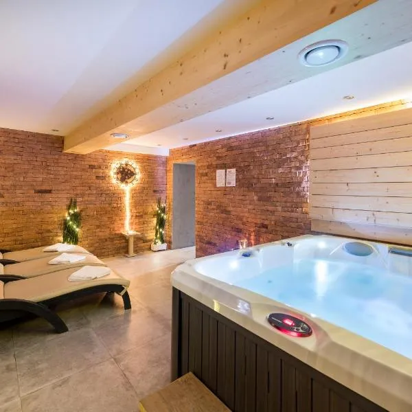 WILLA JAROSTA & SPA, AC -free parking: Zakopane'de bir otel