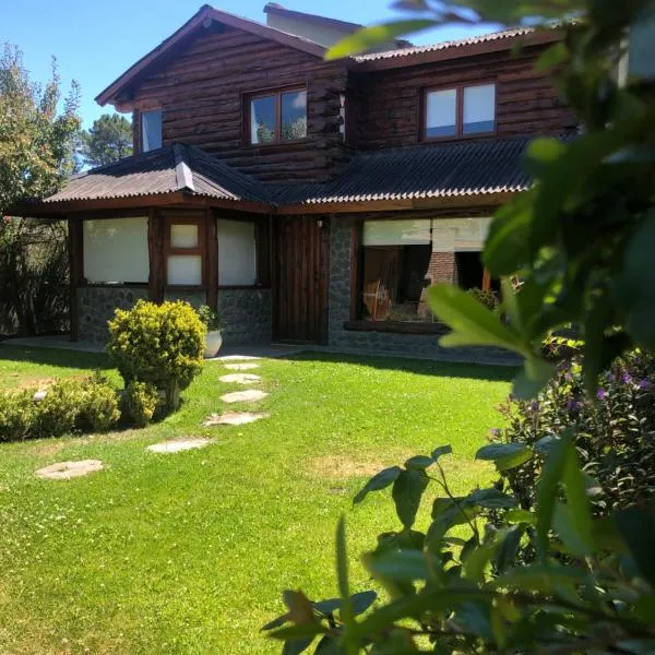 Cabañas Temistocles, hotel in Esquel