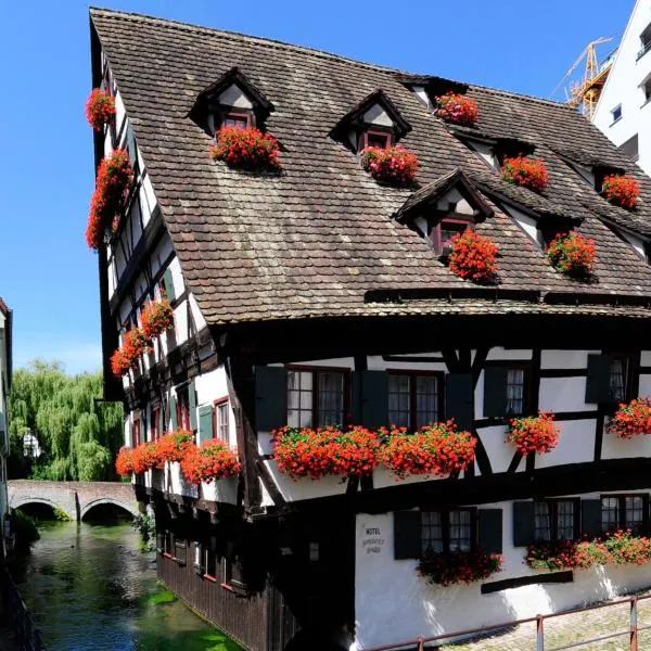 Schiefes Haus, hotell i Ulm