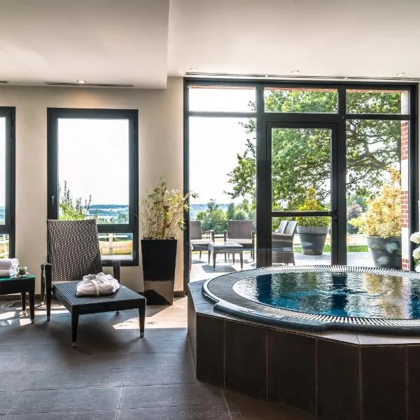 Hôtel du Golf, hotel v destinaci Lumbres