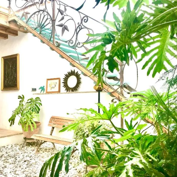 CASA DEL TEATRO Luxury Casas Vejer Debra, hotel in Vejer de la Frontera