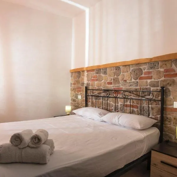 Casa Marisol, hotel a Pula
