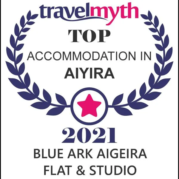 Blue Ark Aigeira Flat & Studio, hotel v destinaci Aíyira