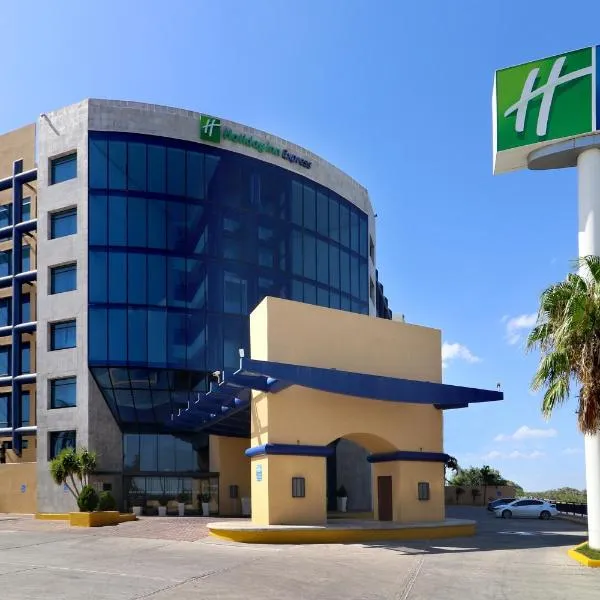 Holiday Inn Express Nuevo Laredo, an IHG Hotel โรงแรมในนวยโวลาเรโด