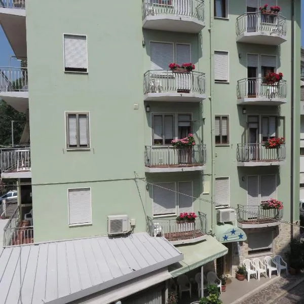 Stella del Mare, hotel v destinaci Sottomarina