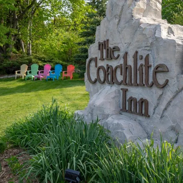 Coachlite Inn, hótel í Sister Bay