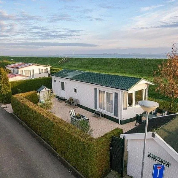 chalet Lisa 62, khách sạn ở Sint Annaland