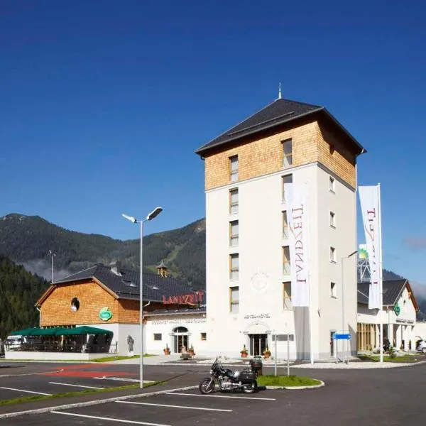 Landzeit Tauernalm, hotell i Flachau