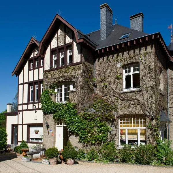 Hotel La Ferronniere, hotel en Rochehaut