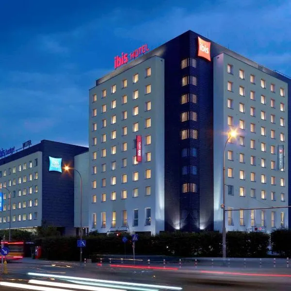 Ibis Warszawa Reduta, hotel in Janki