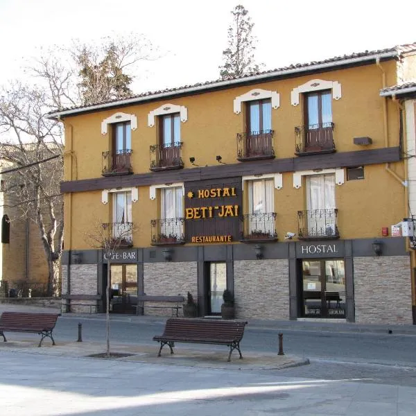 Hostal Beti-jai, hotel in Sansoáin